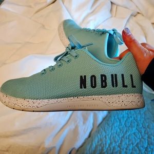 NOBULL aqua speckle shoes size 7.5